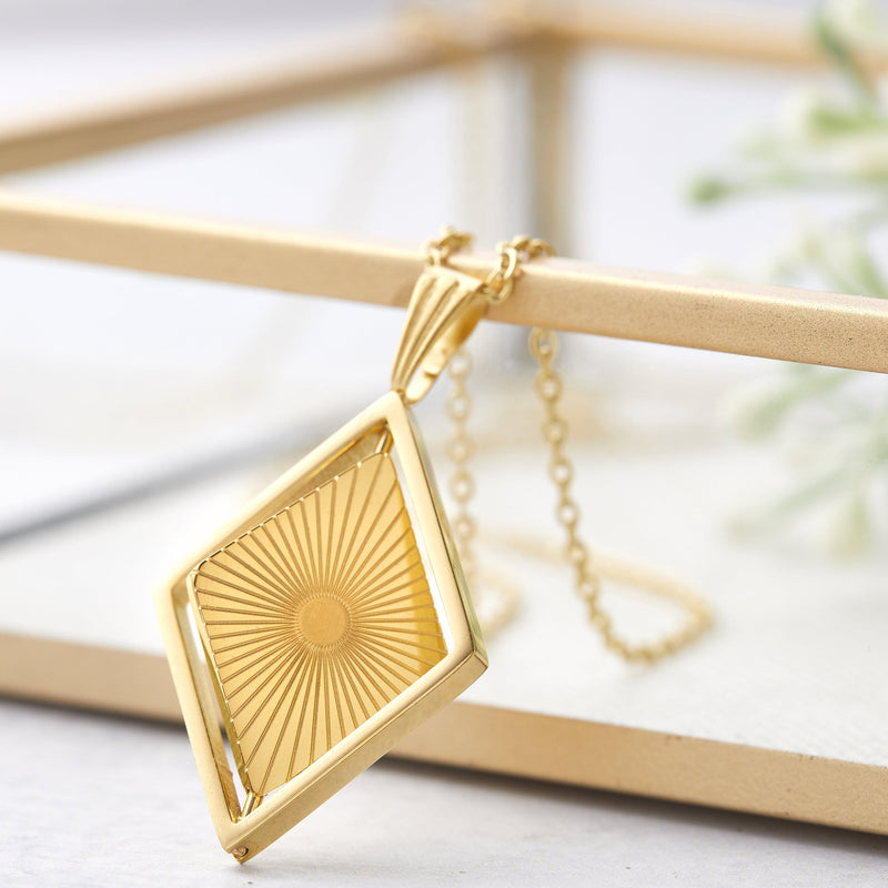 Sun Rays Necklace - Nominal