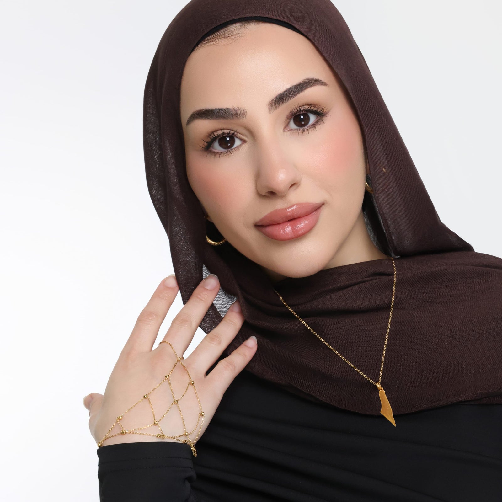 Keffiyeh Fishnet Hand Chain - Nominal