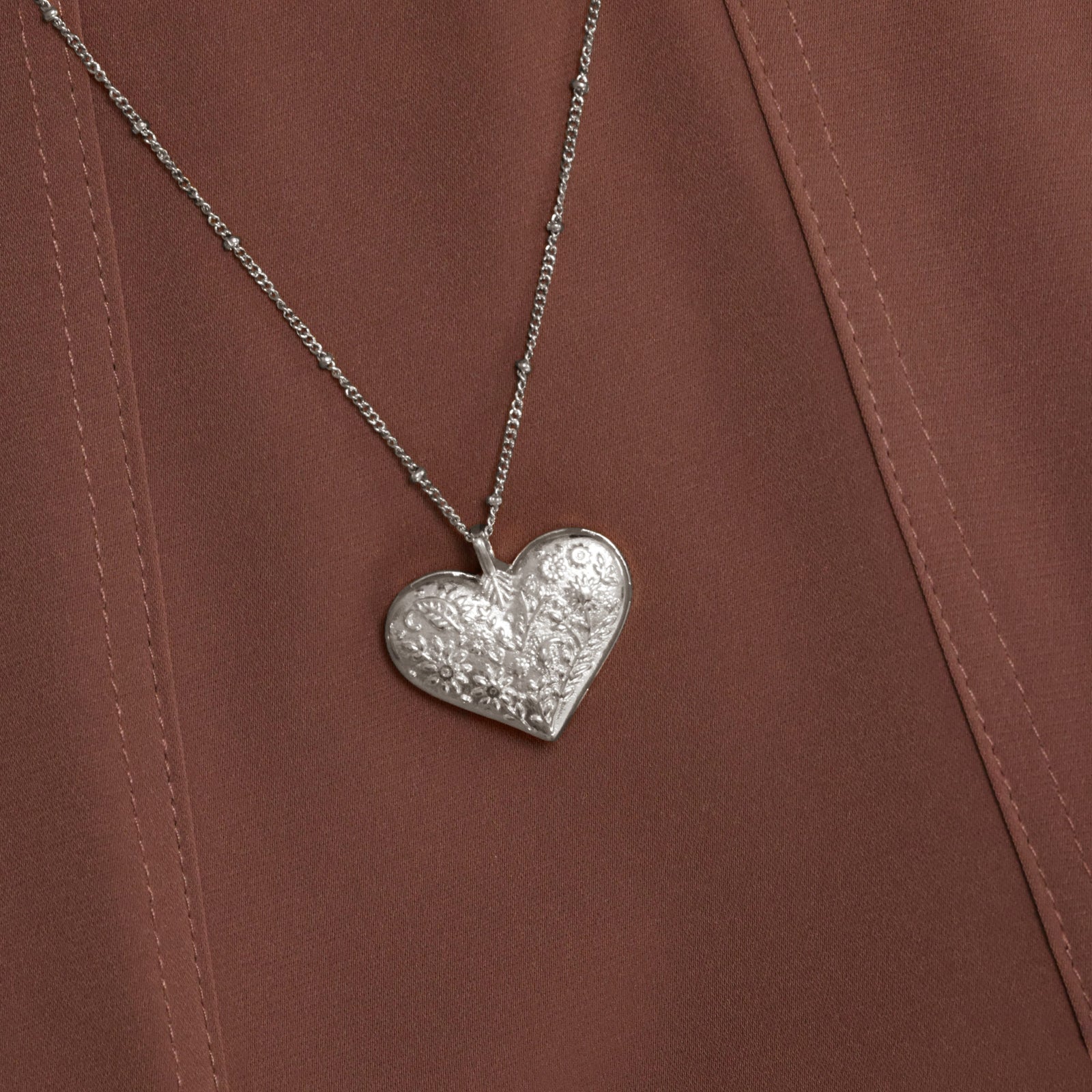 Garden of Love Necklace - Nominal