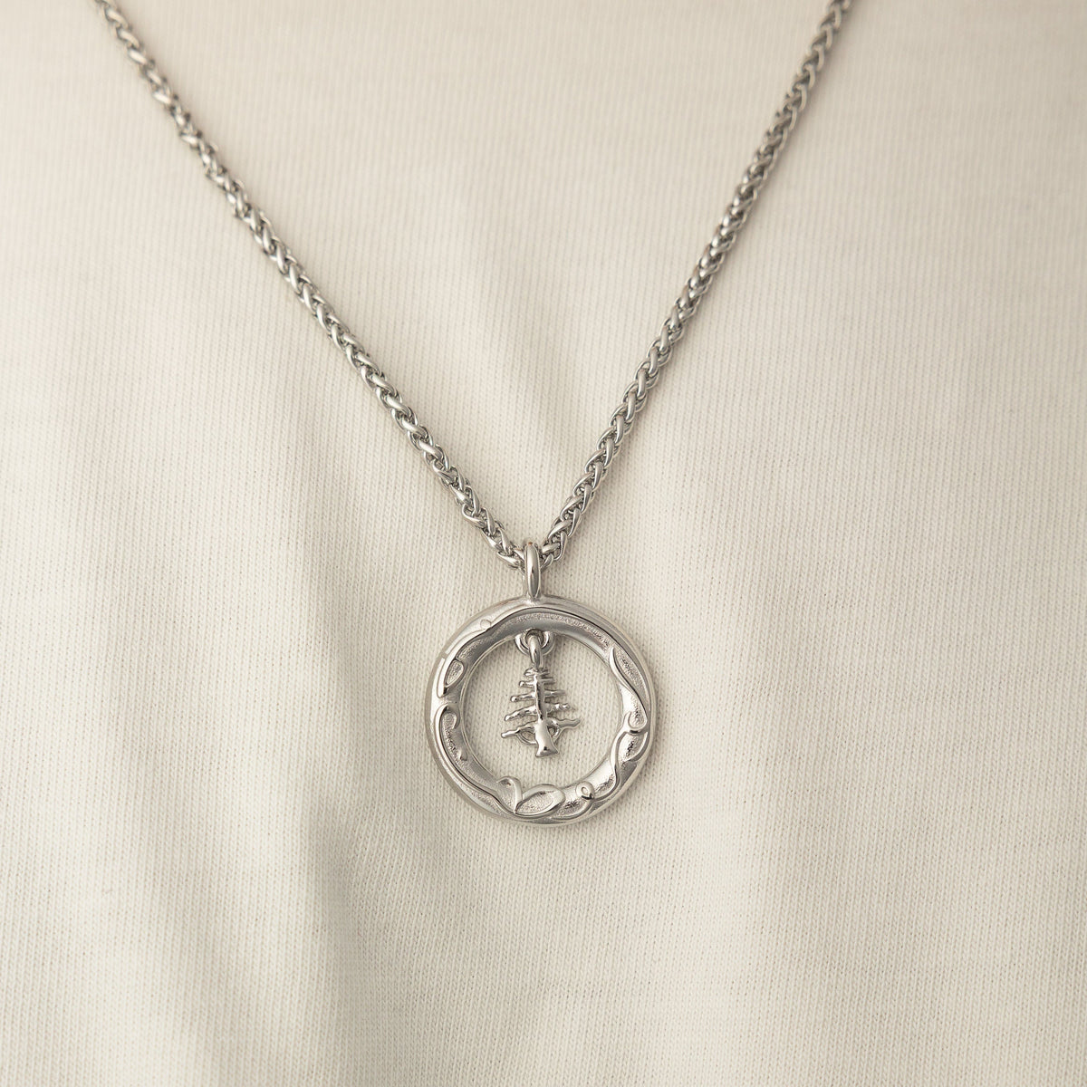 Love of the Homeland Lebanon Cedar Necklace | Men - Nominal
