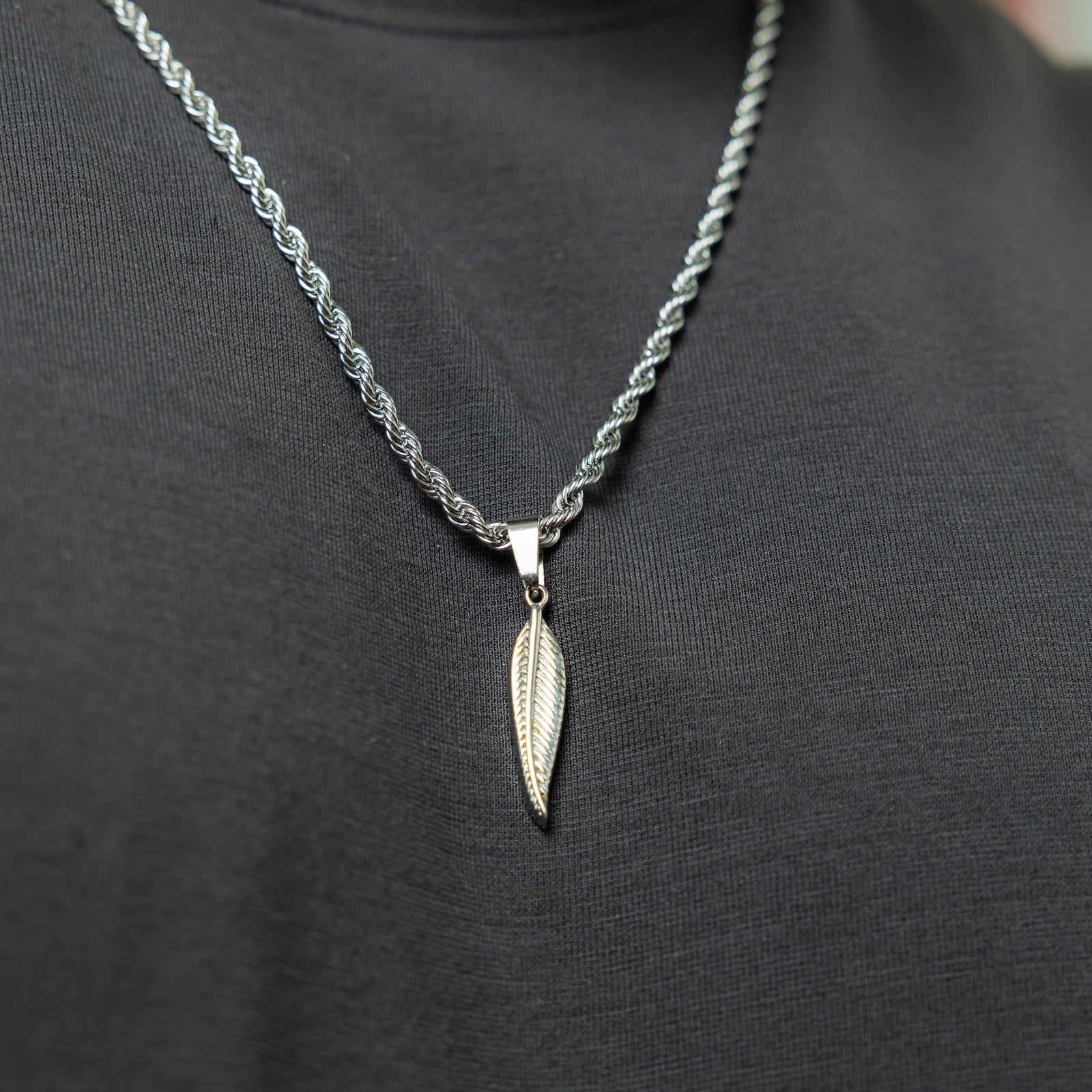Miniature Feather Necklace Men Nominal