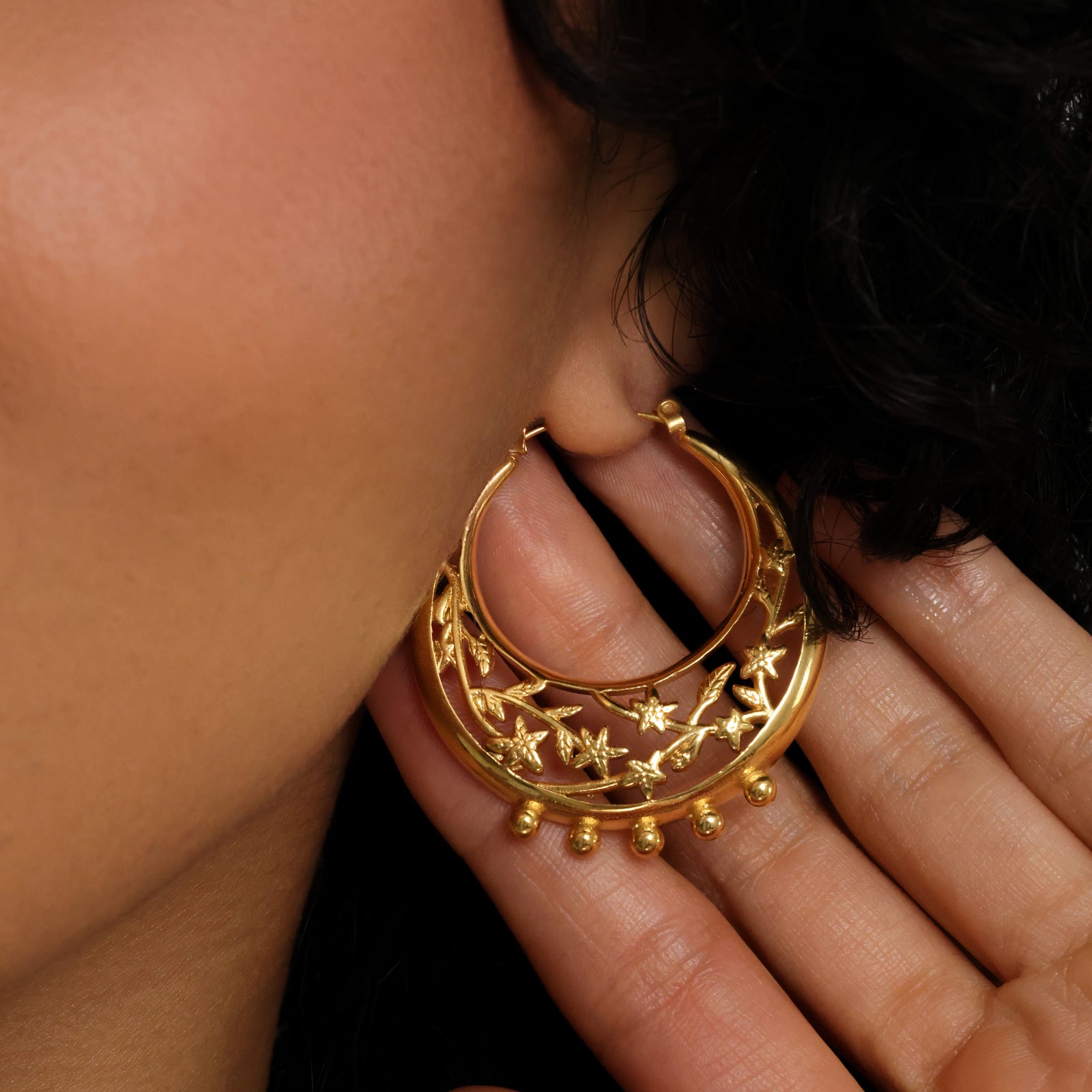 Jasmine Crescent Hoop Earrings | VELA x Nominal - Nominal