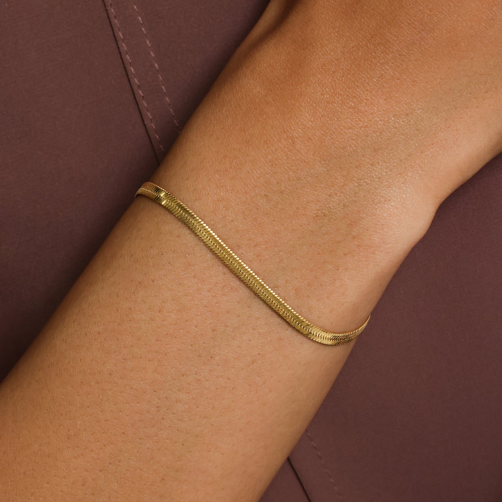 Essential Herringbone Bracelet - Nominal