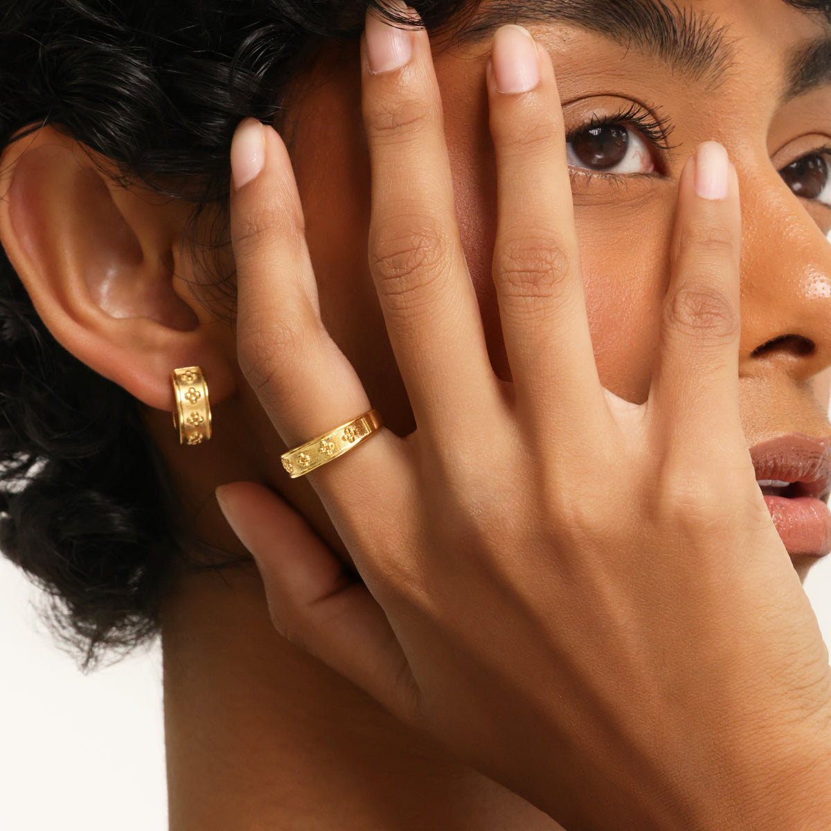 Henna Hoops - Nominal