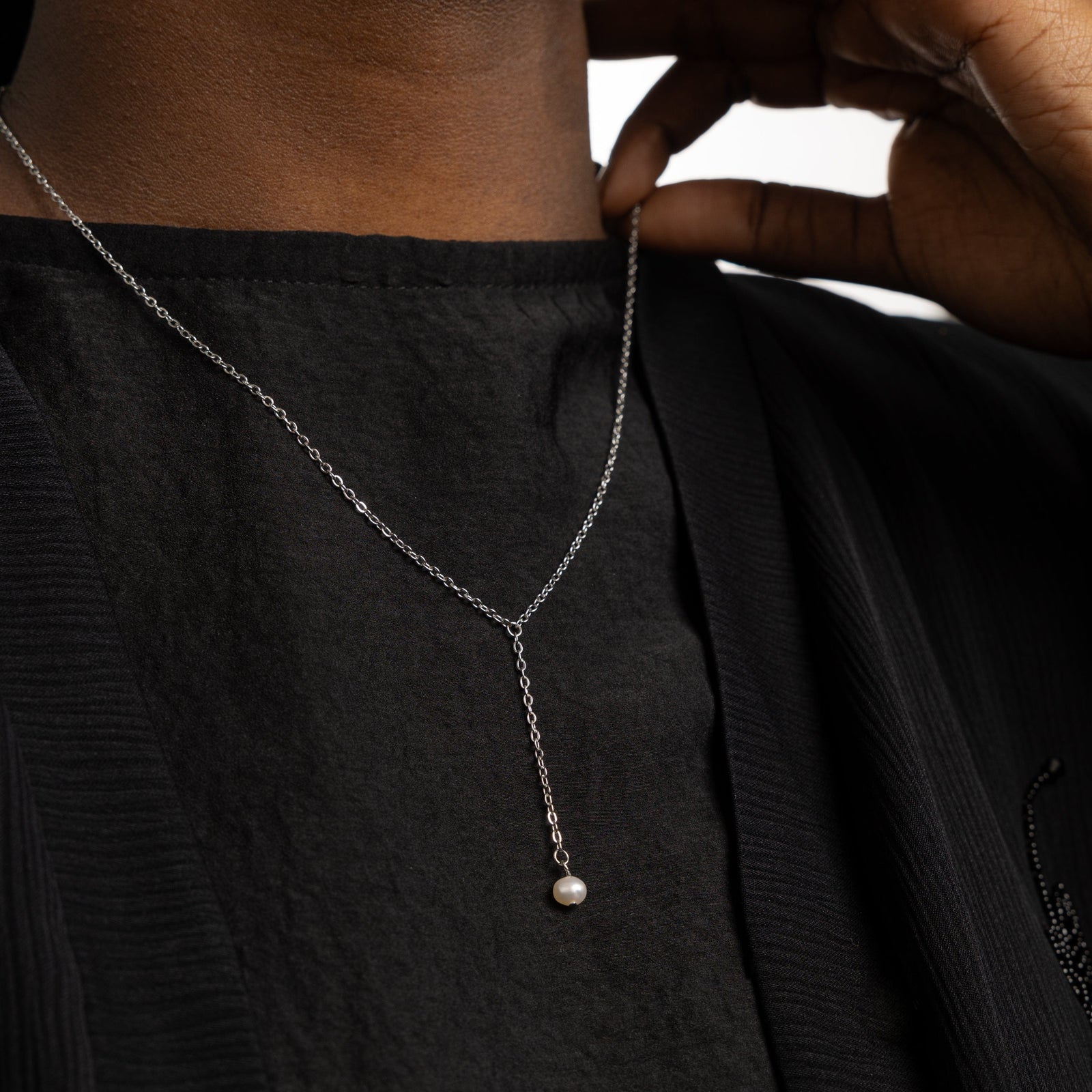 Pearl Lariat Necklace - Nominal