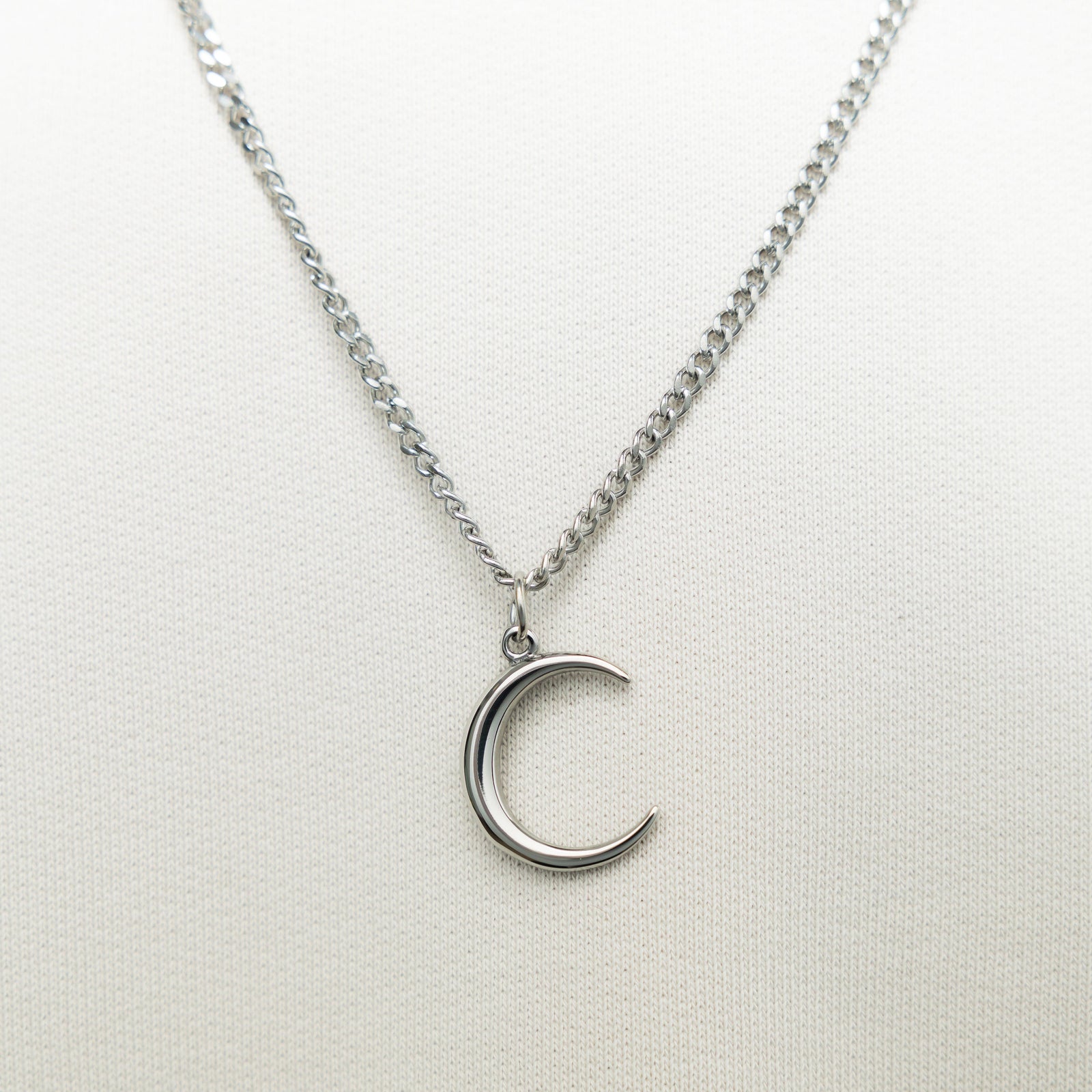 Premium Crescent Necklace | Men - Nominal