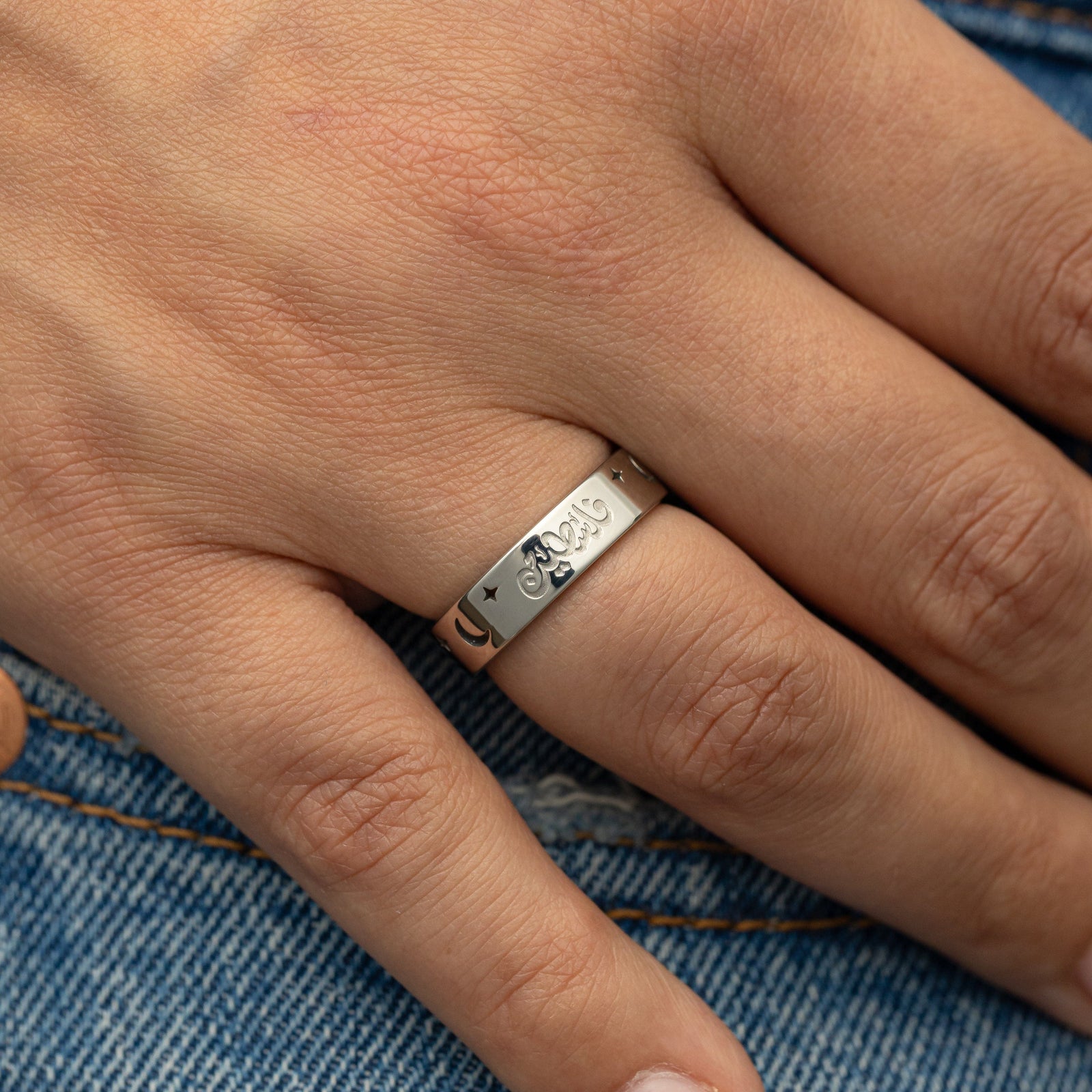 Hand wearing Silver Starlit Palestine ring.