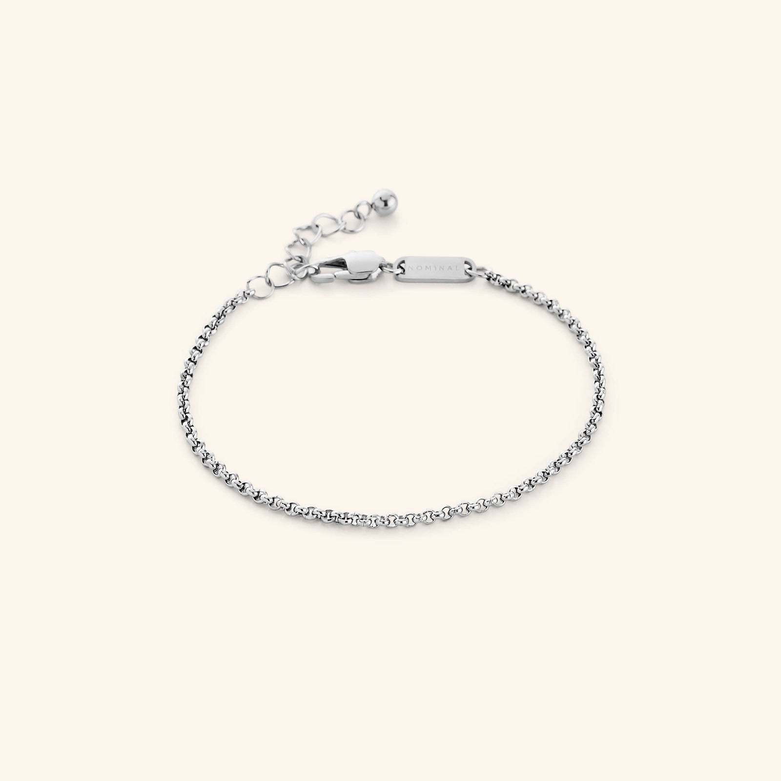 Photo of the silver Micro Box Bracelet. This bracelet features a 1.5MM alternating box-like chain pattern.
