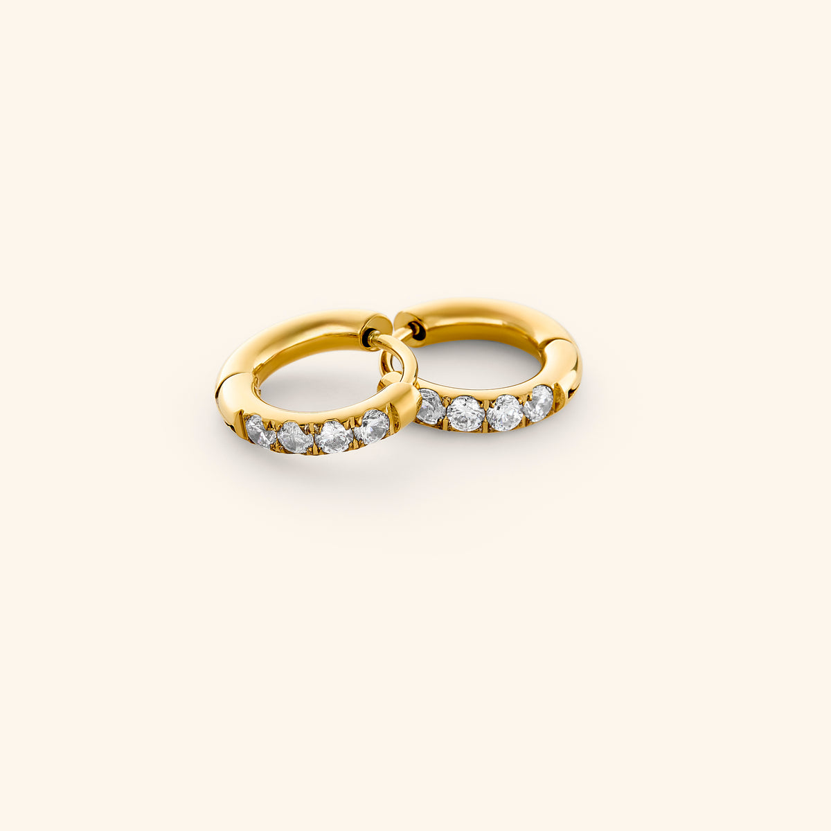 Pavé Chunky Huggie Hoops | 8mm