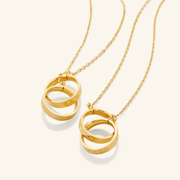 Best Friends "Hold on" Interlaced Necklace Set - Nominal