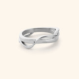 Love | حب Intertwined Ring
