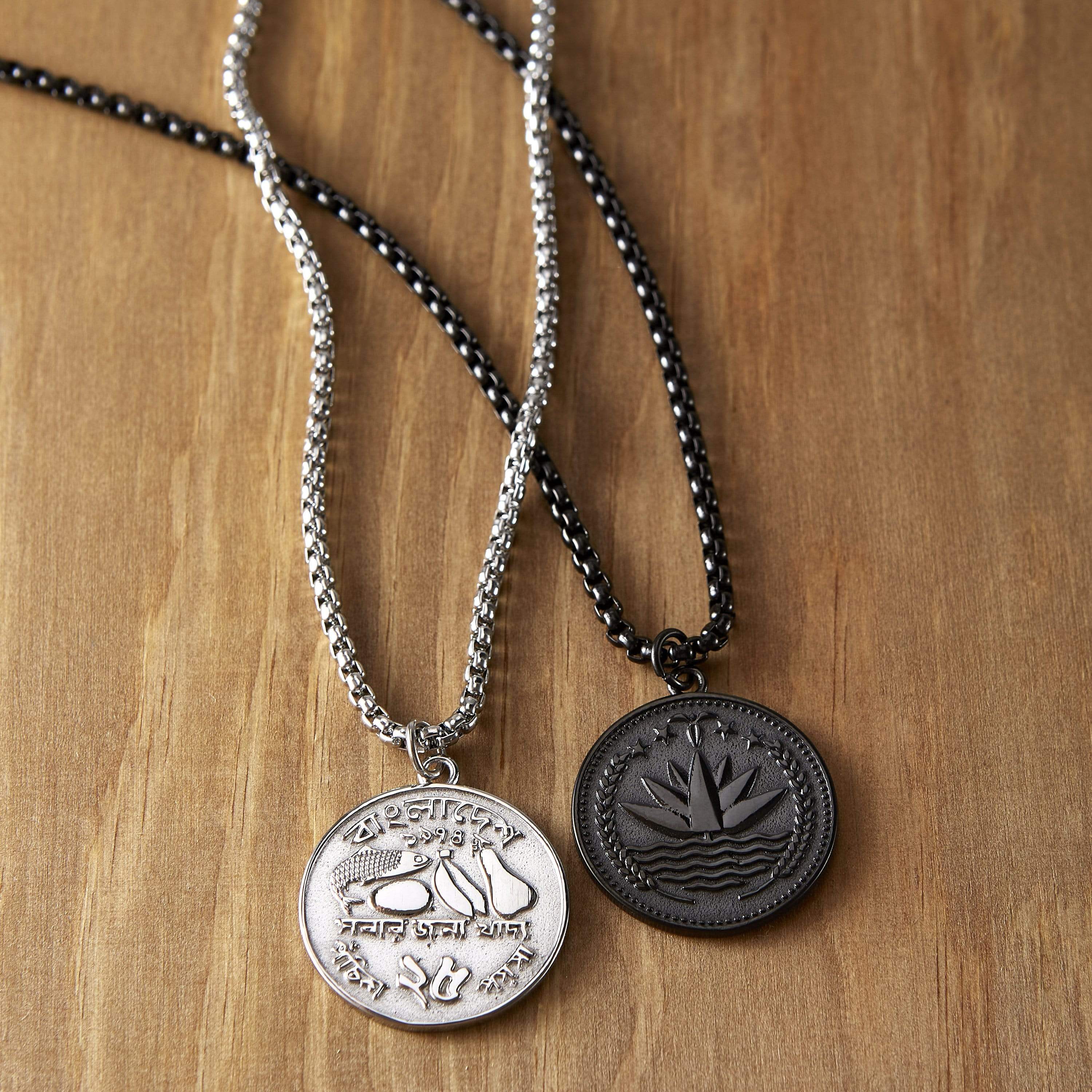 Country Coin Necklace | Men | Nominal