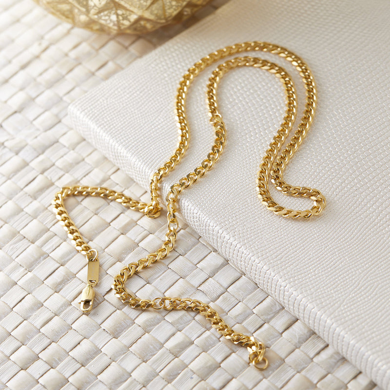 30 Simple Chain Necklaces That Are Absolutely Timeless
