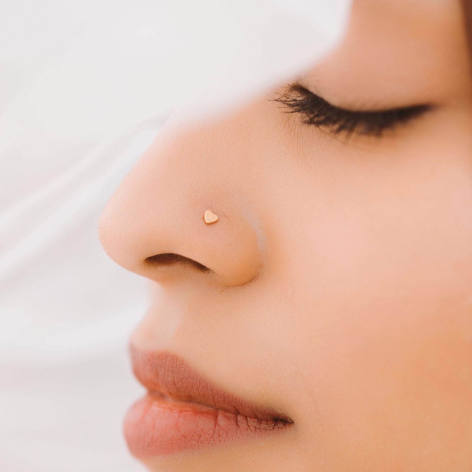 Heart Nose Stud Nominal