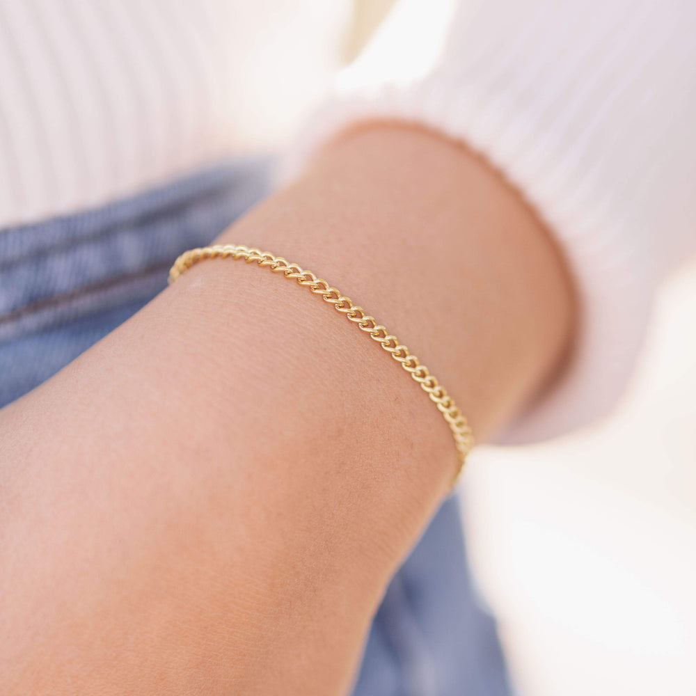 Ladies gold curb bracelet online