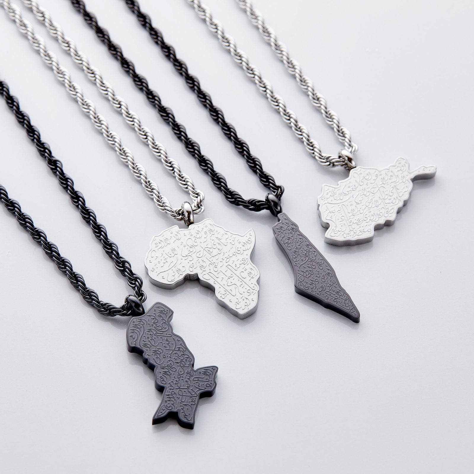 Ayatul Kursi Country Map Necklace | Men - Nominal