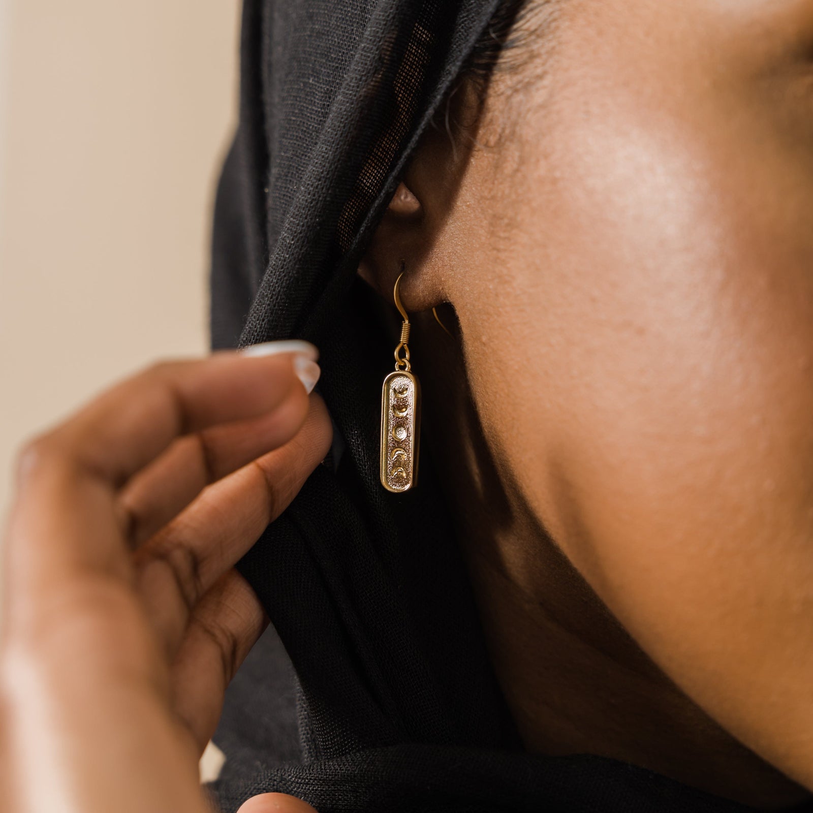Phases of the Moon Earrings - Nominal