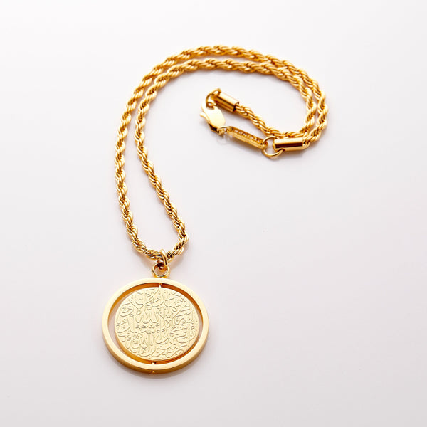 Letter V Round - Pendant - Golden Hand Jewellery